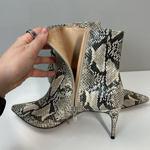 Schutz Bette Snake Leather Pointed Toe Booties Size 9.5 - Picture 14 of 16